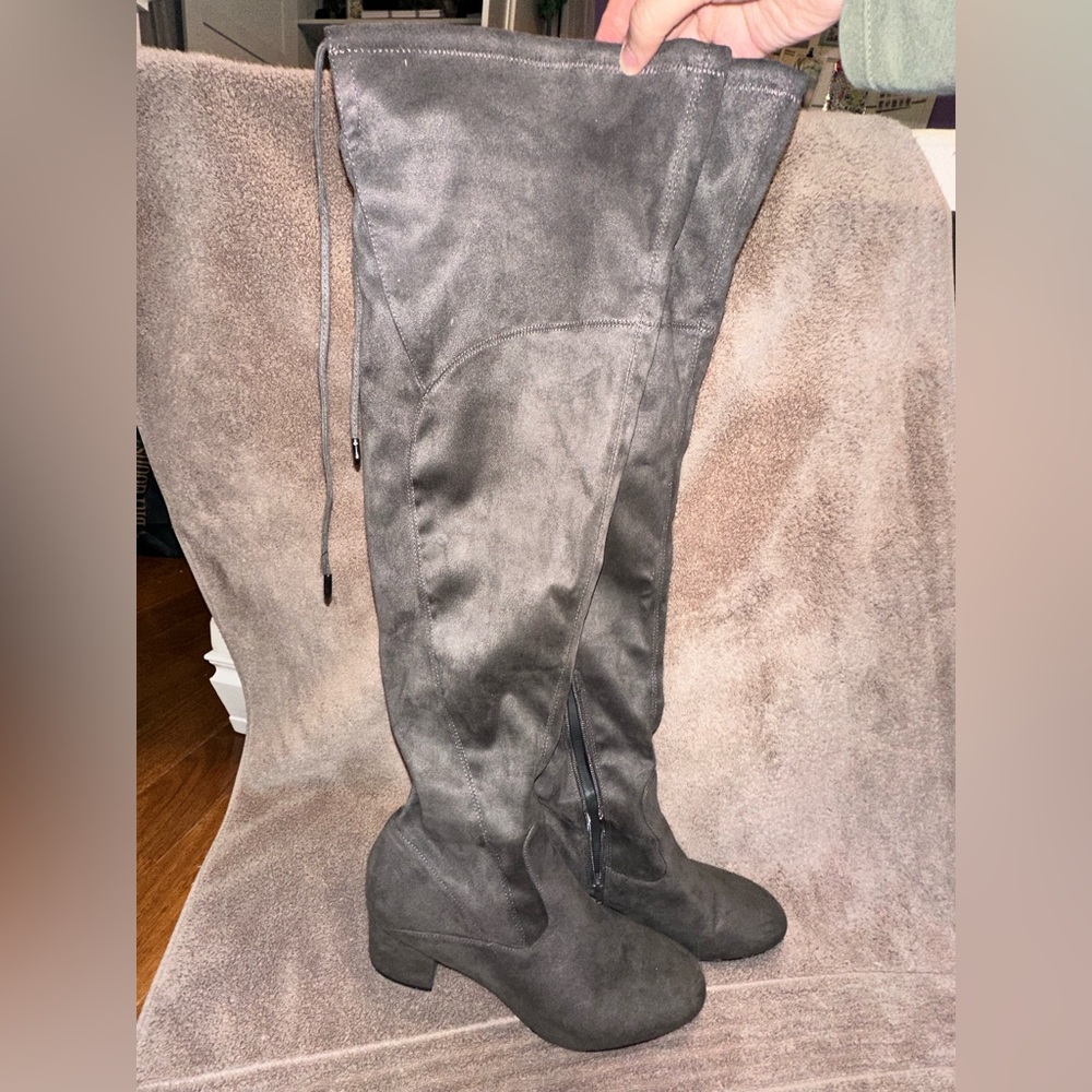 Ivanka Trump Over The Knee Gray Suede Boots Size 11M